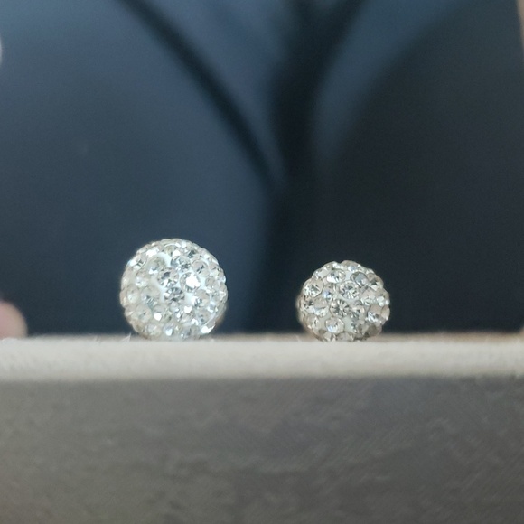 Isabella m. Sterling Silver Earrings Set - Picture 2 of 3